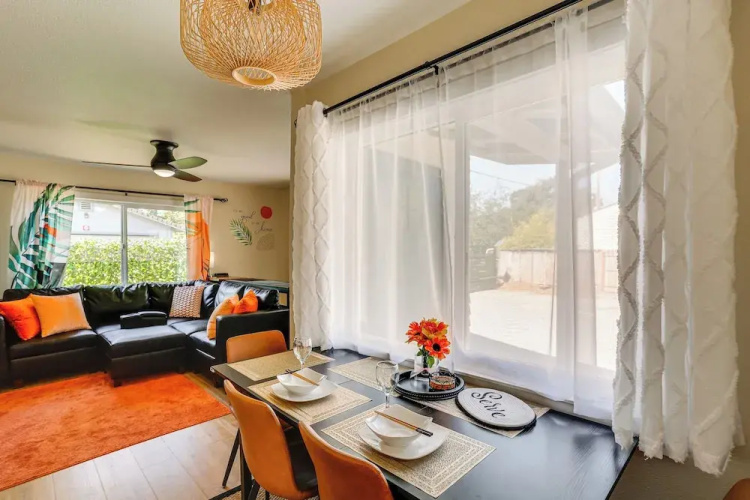 Walkable & Bright Bungalow in Dtwn Redding!
