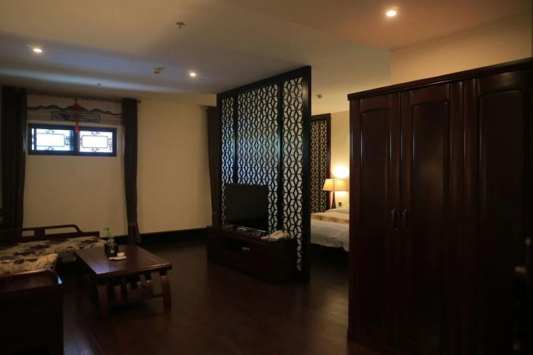 Jinbi Club