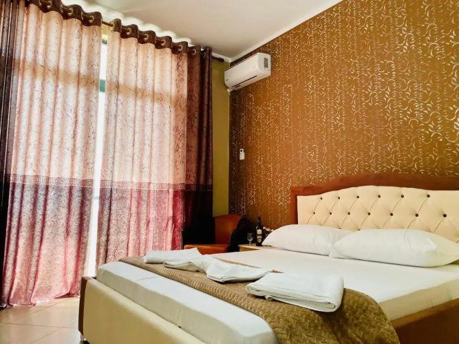 Viola Hotel