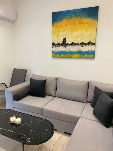 Elysian Apartment - At067