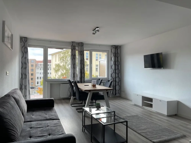 Deluxe Apartment