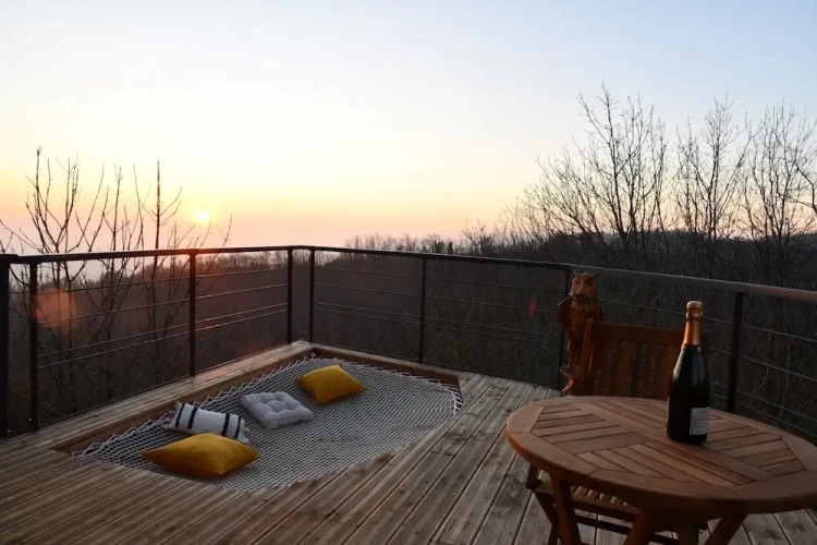Standard Double room with view