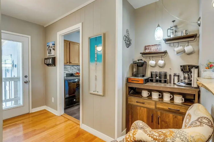 Pet-friendly Pensacola Home w/ Sunny Backyard!