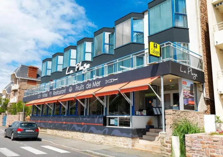 Hotel De la Plage d'Erquy