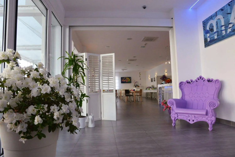 Maree Hotel