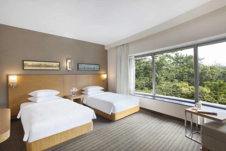 Twin room City View