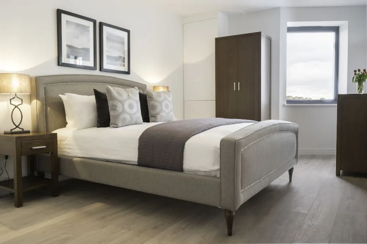 1 Bedroom Deluxe Apartment