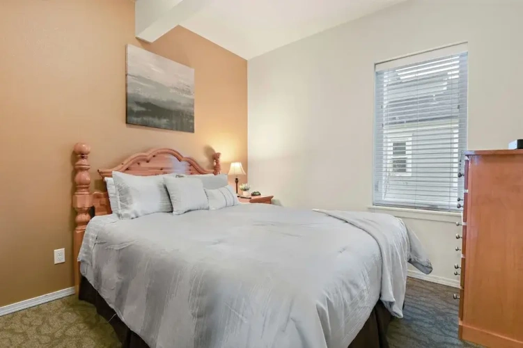 2 Bedrooms Double Basement Apartment