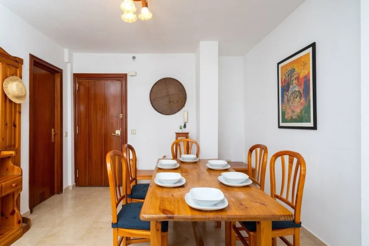 Excellent Apartment with Pool and View Ref 138