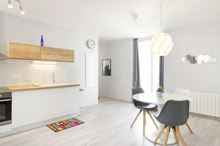 1 Bedroom Apartment