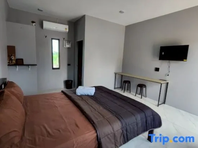 Double Bungalow
