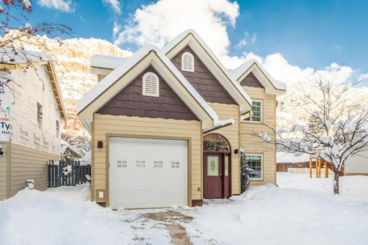 3 Bedrooms Cottage