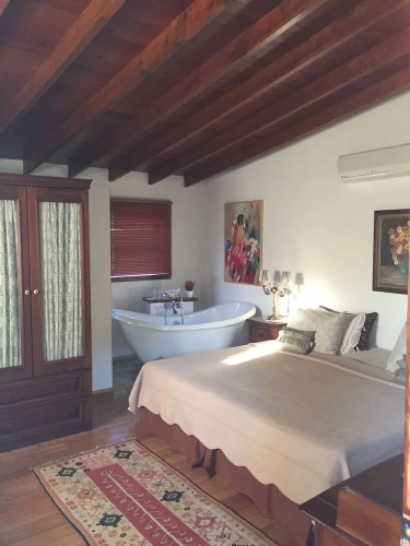 Kamarca House Hotel