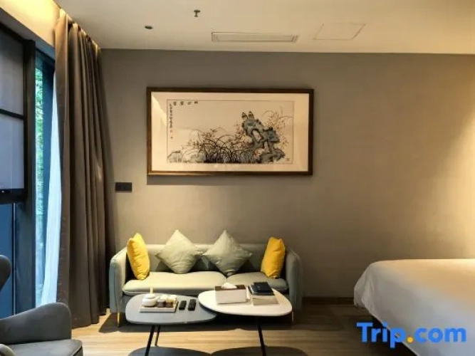 Deluxe Double Suite