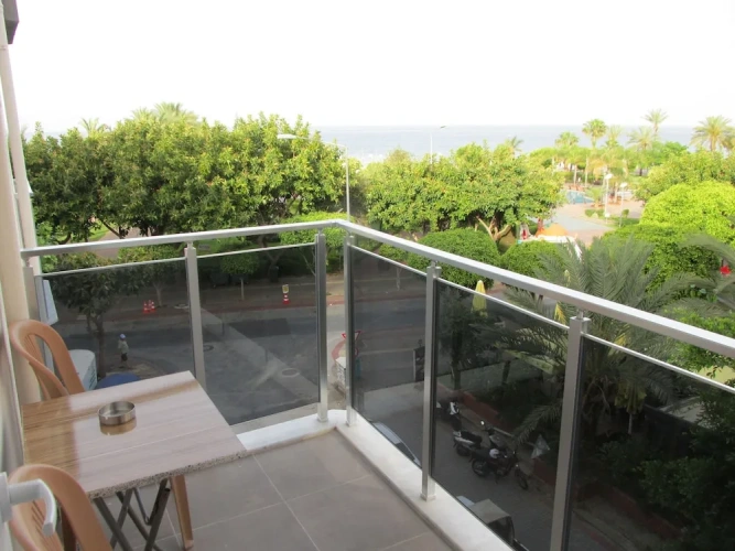 Standard Twin room with balcony
