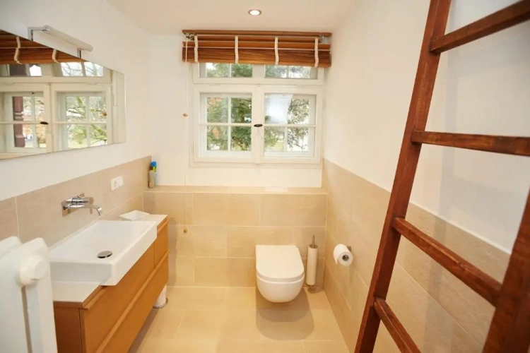 3 Bedrooms Apartment