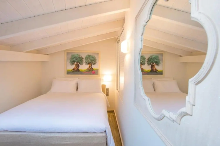 2 Bedrooms Suite