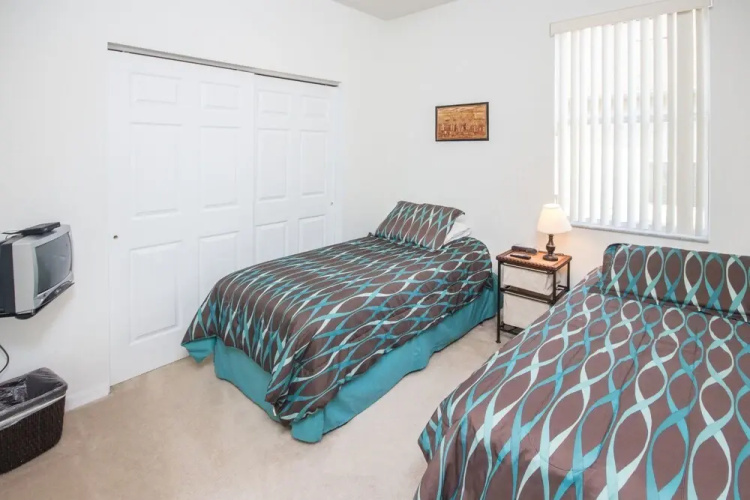 Sunrise Lakes 16907