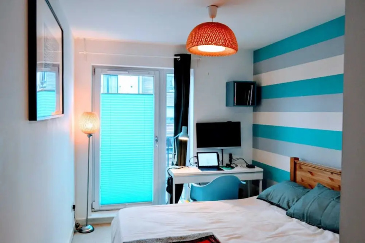 Modern Apartment Near the Sea