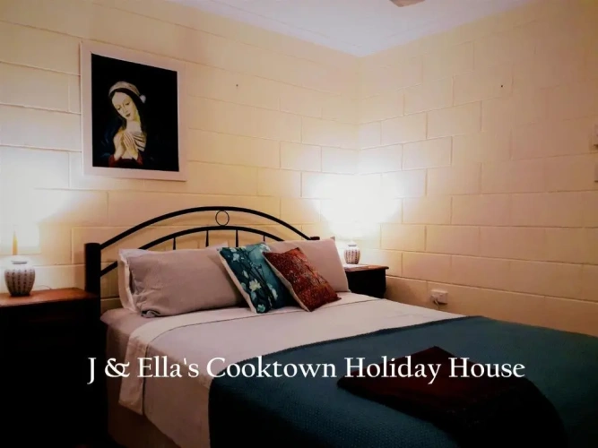 2 Bedrooms Cottage