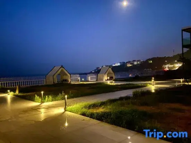 Laoshan Harbor No. 1 Inn