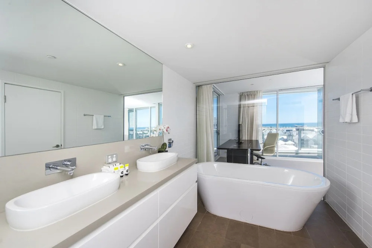 Bridgepoint 1005