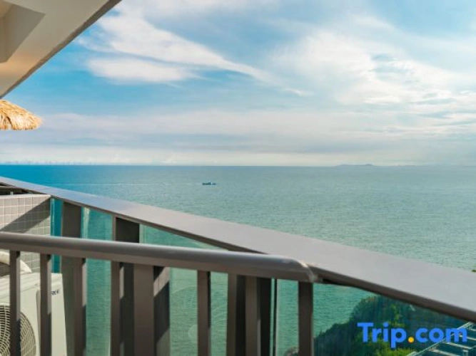 Luxury Double room with balcony and with view