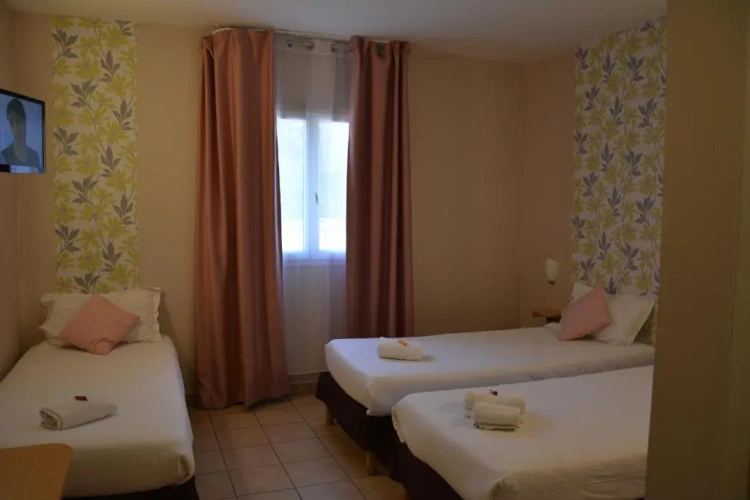Classic Triple room