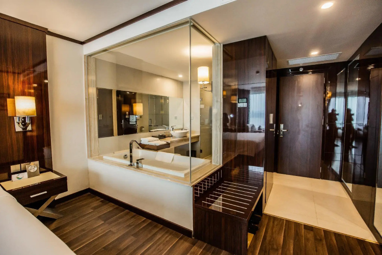 Central Luxury Ha Long Hotel