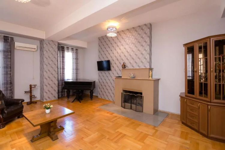 Apartment on Vasil Barnov 56