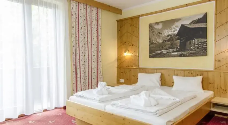 Der Dolomitenhof