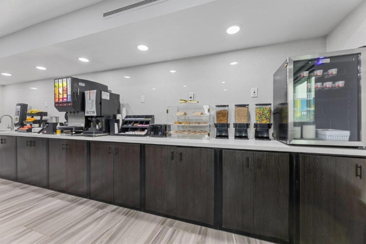 Super 8 By Wyndham Texas City/galveston Area - Texas City, TX