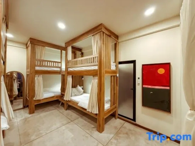 Bed in Dorm