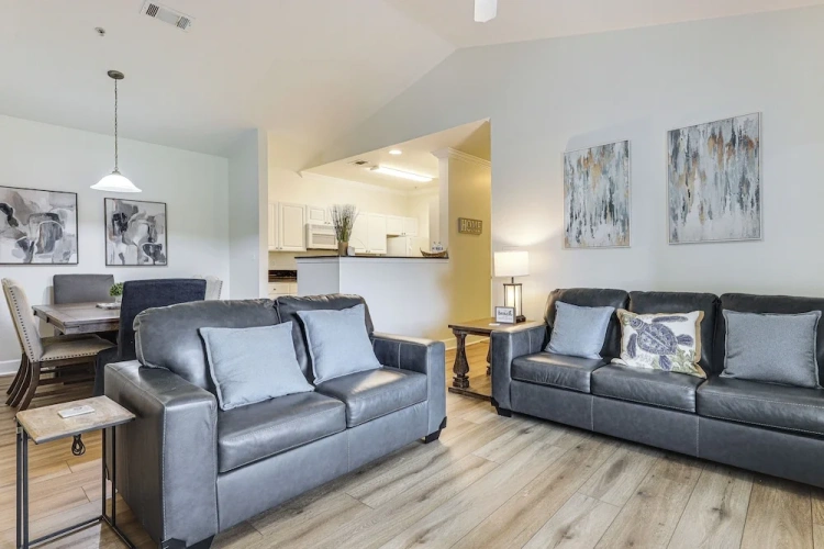 3 Bedrooms Apartment with balcony