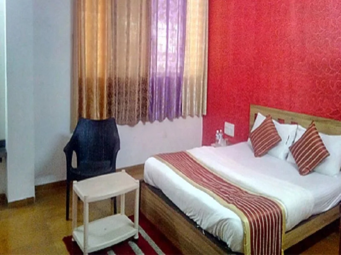 Gourish Resort (Pure Veg)