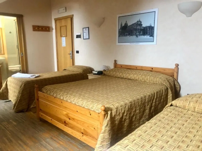Standard Quadruple room