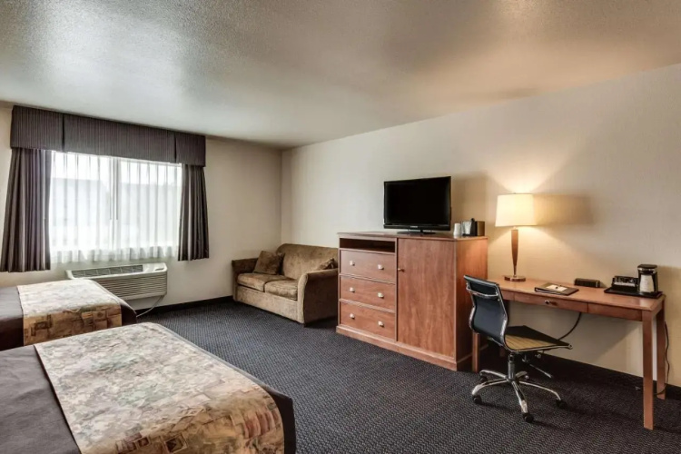 Howard Johnson Express Inn - Post Falls