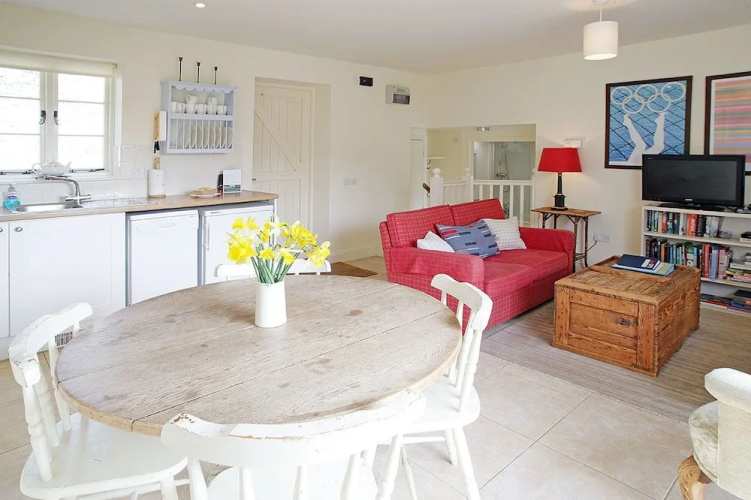 Folly Cottage