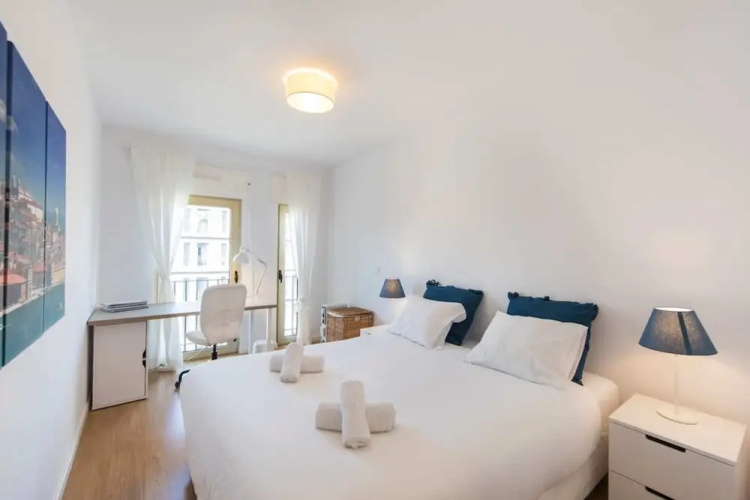 Comfortable Apartment in Campo Pequeno