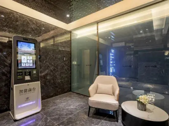 Mandoran Plus Intelligent Hotel (Jiangmen Hexing Square Branch)