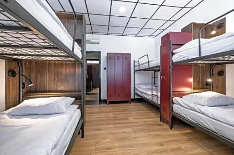 VOLA Hostel