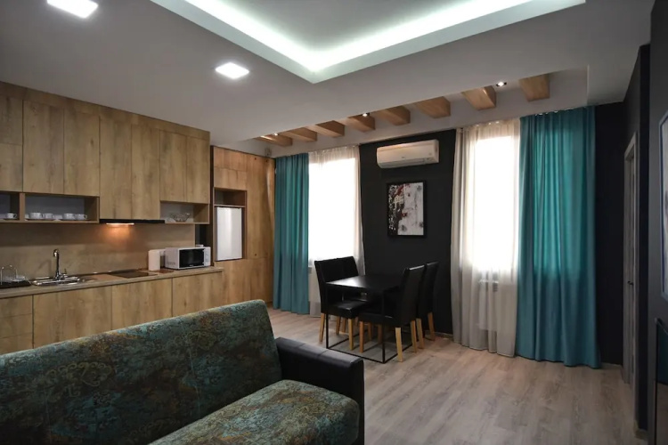 Gallery Apartments C