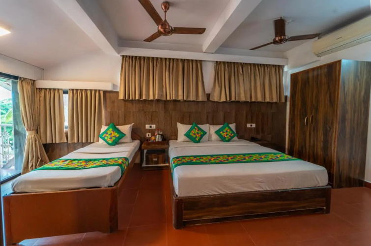 Kristal Sands Beach Resort