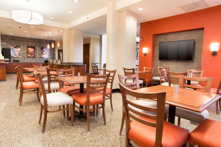 Drury Inn & Suites St. Louis Airport photo 27