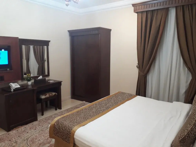 Hayat Radhwa Hotel
