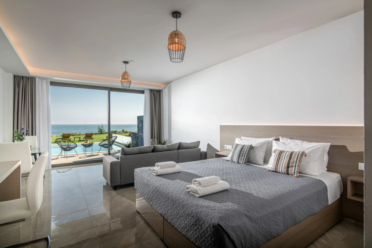 Ebenus Suites by Checkin