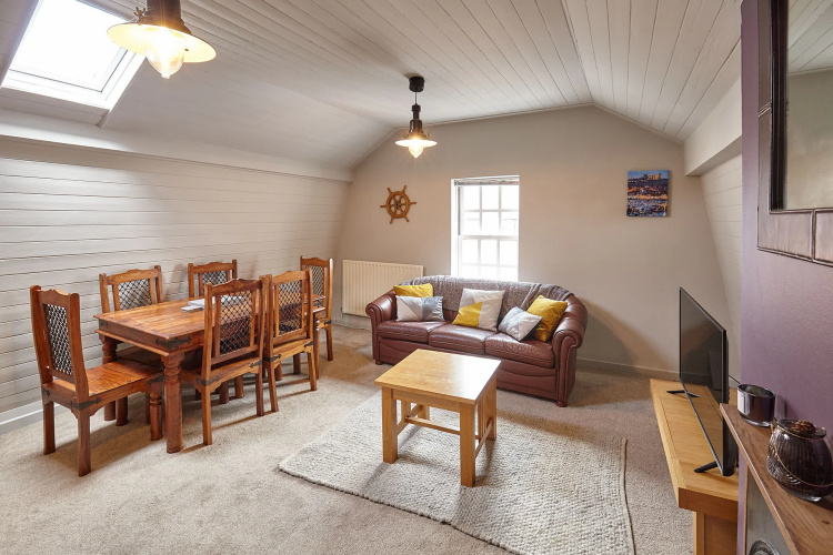 Host Stay Leesholme Loft