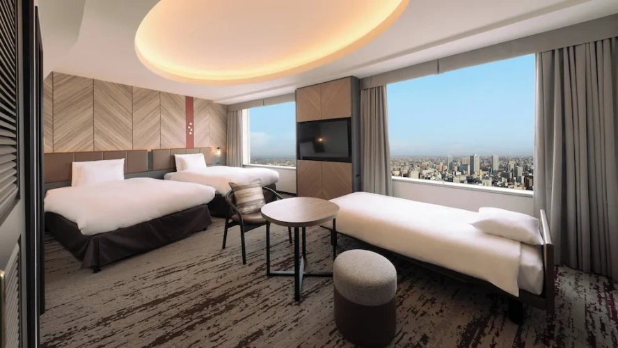Club Twin room