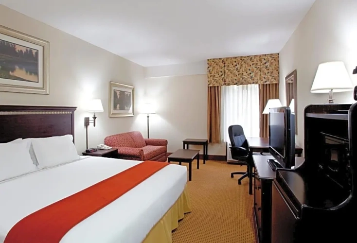 Quadruple Suite
