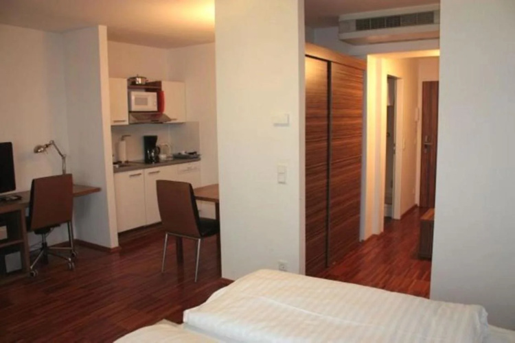 Royal Living Apartments